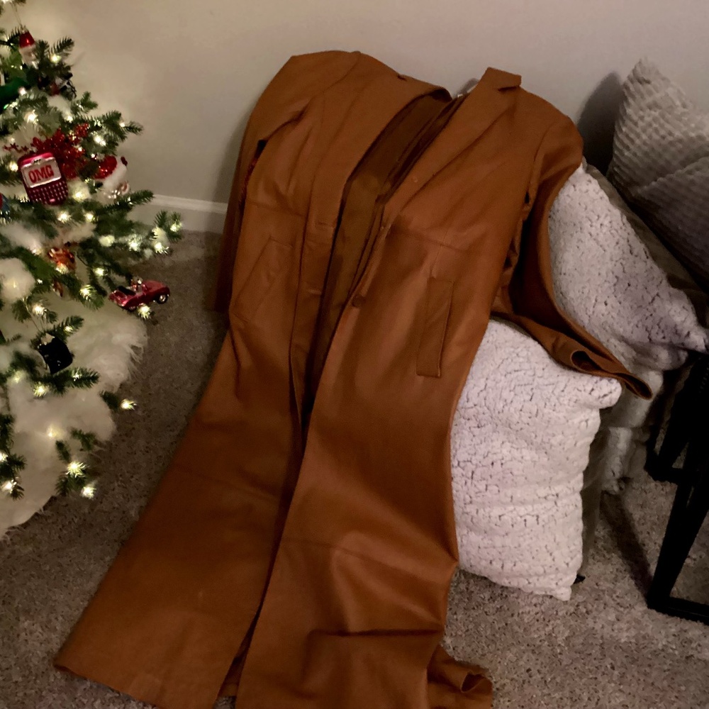 Vintage Newport News genuine leather long coat